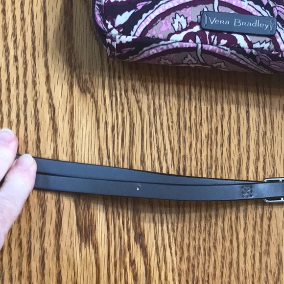 Vera Bradley RFID Wallet Wristlet in Purple Floral pattern - Pretty! - Picture 7 of 8